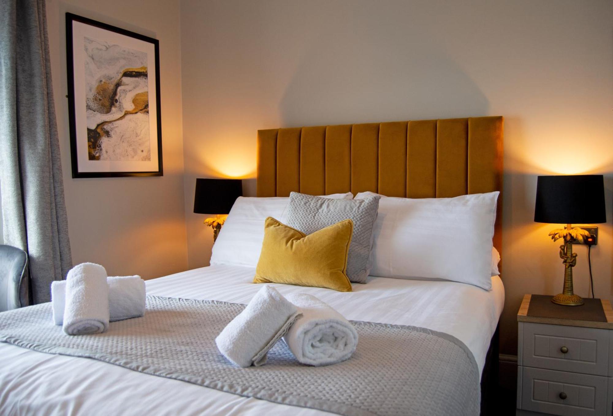 Hotel No5, Beachfront With Free Private Car Park Llandudno Exterior photo
